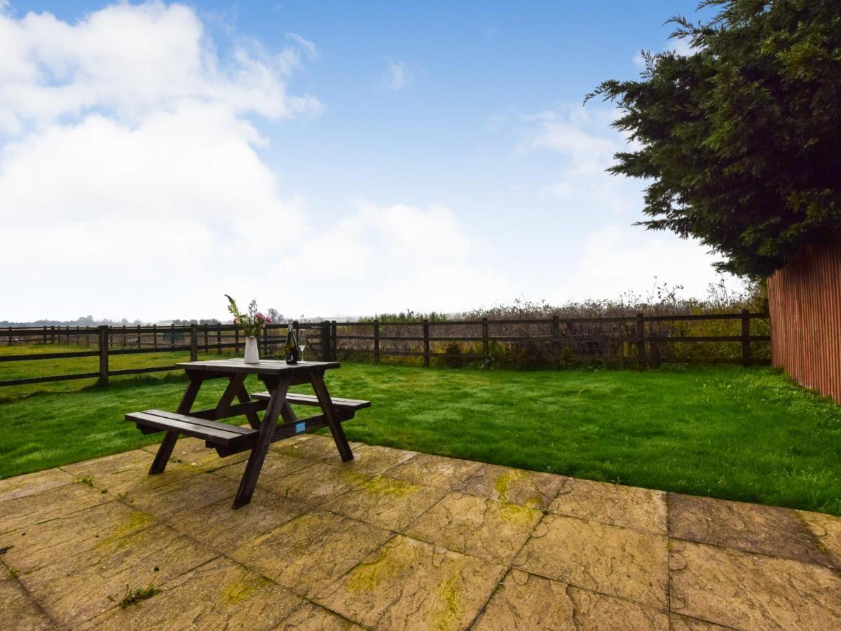 Combine Shed Villa Bidford Exterior photo